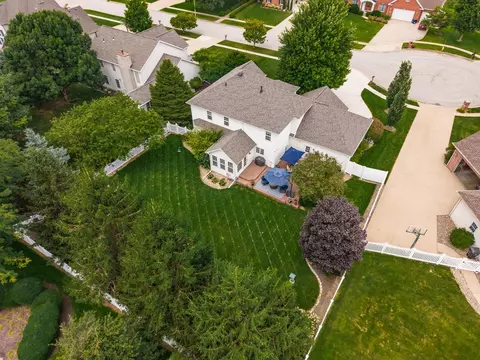 View/Area - 15 Strawberry Rd, Bloomington, IL 61704 photo 1 of 2