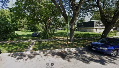 6449 S Laflin St, Chicago, IL 60636