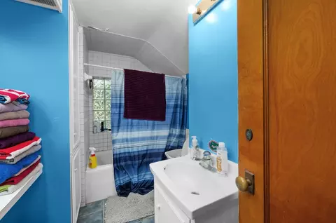Bath - 202 E Prospect St, Kewanee, IL 61443 photo 2 of 2