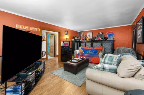 Living - 202 E Prospect St, Kewanee, IL 61443 photo 5 of 5