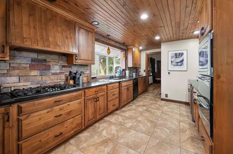 Kitchen - 202 E Prospect St, Kewanee, IL 61443 photo 1 of 4