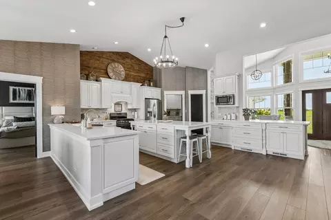 Kitchen - 25831 S 104th Ave, Monee, IL 60449 photo 6 of 13