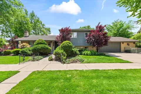 9600 Mayfield Ave, Oak Lawn, IL 60453