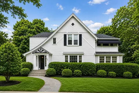 333 Hazel Ave, Highland Park, IL 60035