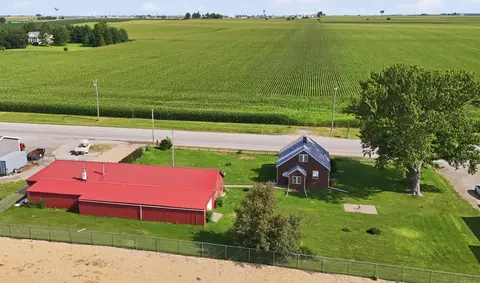 View/Area - 121 E Walcott Rd, Walcott, IA 52773 photo 3 of 4