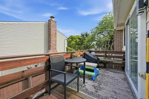 Exterior - 1255 Briarcliffe Blvd, Wheaton, IL 60189 photo 1 of 4