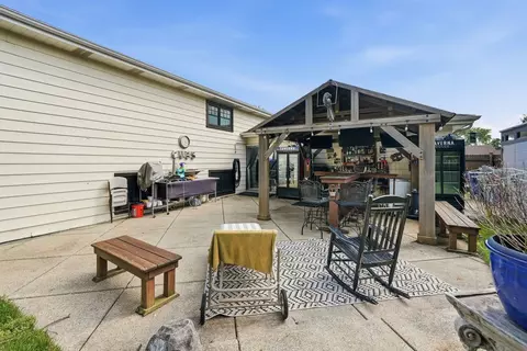 Other - 1255 Briarcliffe Blvd, Wheaton, IL 60189 photo 7 of 9