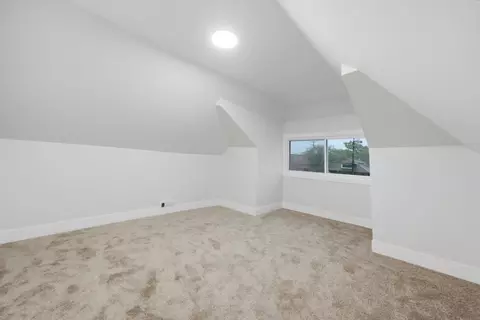 Bedroom - 5840 S Artesian Ave, Chicago, IL 60629 photo 9 of 11