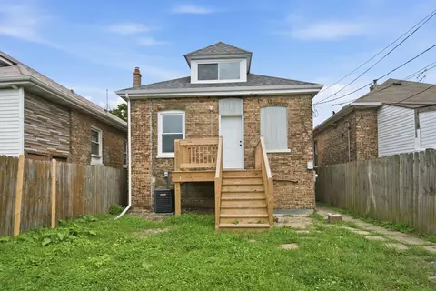 Other - 5840 S Artesian Ave, Chicago, IL 60629 photo 2 of 15