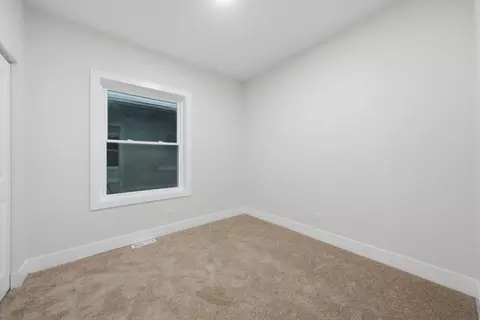 Bedroom - 5840 S Artesian Ave, Chicago, IL 60629 photo 1 of 11