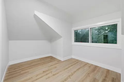 Bedroom - 5840 S Artesian Ave, Chicago, IL 60629 photo 7 of 11