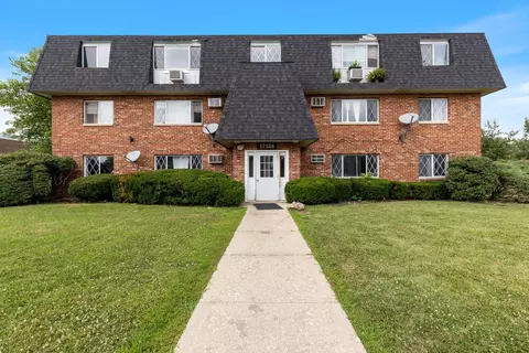 17138 71st Ave #5, Tinley Park, IL 60477
