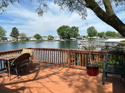 77 Linda Ln, Reddick, IL 60961 photo 3