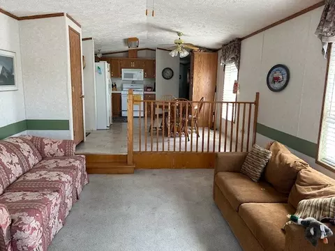 77 Linda Ln, Reddick, IL 60961 photo 6