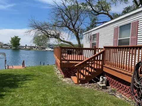 77 Linda Ln, Reddick, IL 60961 photo 2