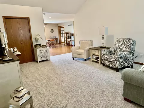 Living - 2806 Becker Dr, Peru, IL 61354 photo 2 of 2