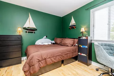 Bedroom - 2016 Raleigh Pl, Hoffman Estates, IL 60169 photo 3 of 3