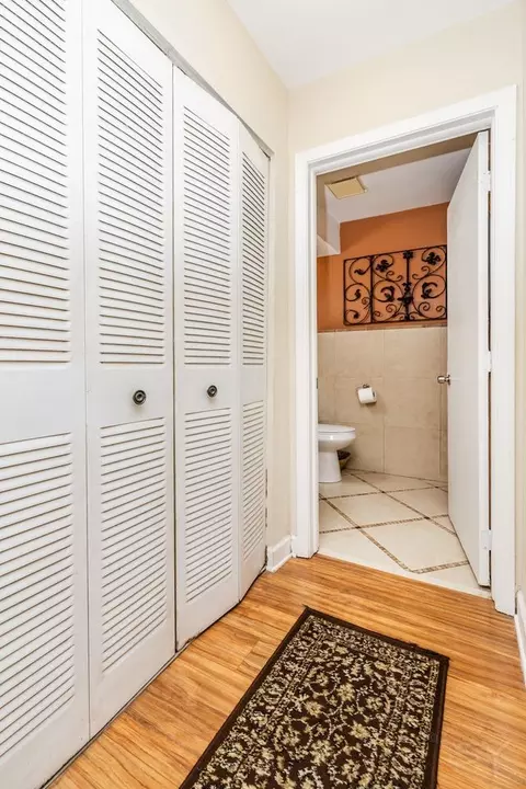 Entry Way - 2016 Raleigh Pl, Hoffman Estates, IL 60169 photo 1 of 2