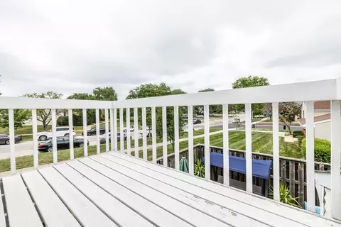 Exterior - 2016 Raleigh Pl, Hoffman Estates, IL 60169 photo 3 of 8