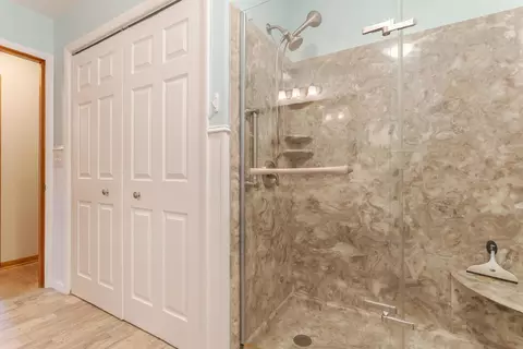 Bath - 203 Radliff Rd, Bloomington, IL 61701 photo 2 of 2