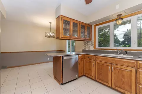 Kitchen - 203 Radliff Rd, Bloomington, IL 61701 photo 2 of 4
