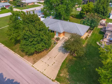 View/Area - 203 Radliff Rd, Bloomington, IL 61701 photo 3 of 4