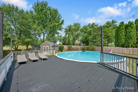 Exterior - 1706 Tall Tree Ln, Johnsburg, IL 60051 photo 15 of 23