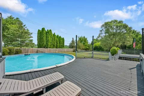 Exterior - 1706 Tall Tree Ln, Johnsburg, IL 60051 photo 16 of 23