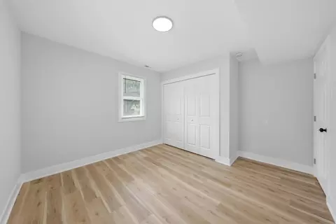 Bedroom - 15480 Millard Ave, Markham, IL 60428 photo 2 of 9