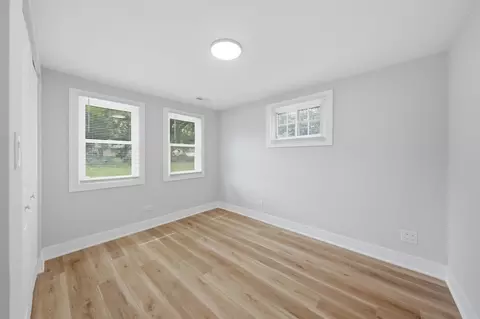 Bedroom - 15480 Millard Ave, Markham, IL 60428 photo 3 of 9