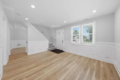Living - 15480 Millard Ave, Markham, IL 60428 photo 1 of 1
