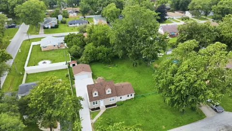 View/Area - 15480 Millard Ave, Markham, IL 60428 photo 3 of 6