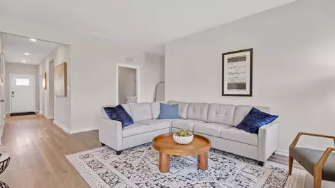 Entry Way - 1426 Rolling Pass, Beecher, IL 60401 photo 1 of 2