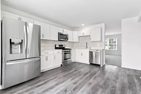 Kitchen - Undisclosed, Aurora, IL 60504 photo 2 of 3
