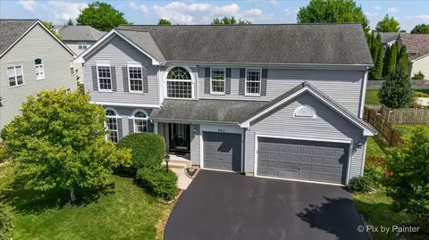 Exterior - 2317 Barrett Dr, Algonquin, IL 60102 photo 9 of 11