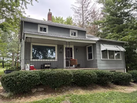 Exterior - 919 Backbone Rd, Princeton, IL 61356 photo 3 of 6