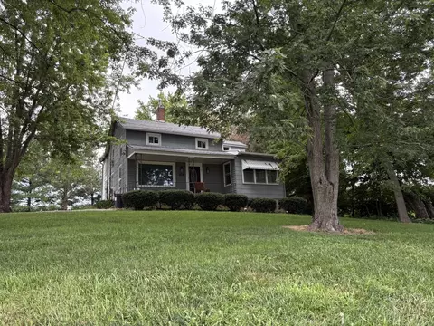 Exterior - 919 Backbone Rd, Princeton, IL 61356 photo 2 of 6