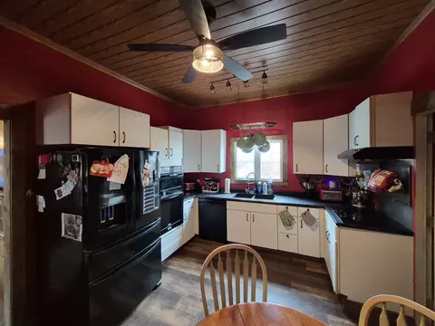 Kitchen - 207 S Emma St, Christopher, IL 62822 photo 1 of 1