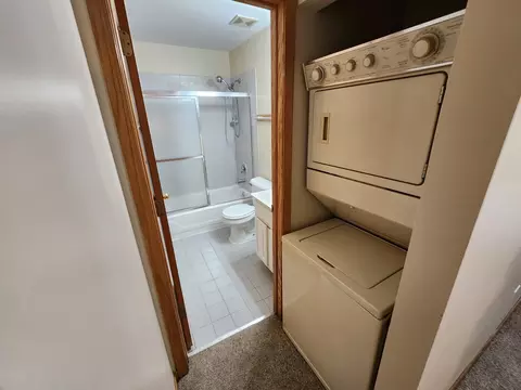 Other - 2363 E 70th Pl #B, Chicago, IL 60649 photo 3 of 3