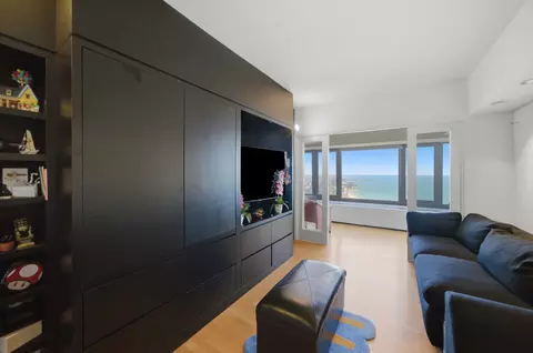 Other - 175 E Delaware Pl #6504, Chicago, IL 60611 photo 2 of 5