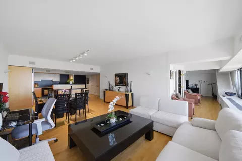 Living - 175 E Delaware Pl #6504, Chicago, IL 60611 photo 3 of 4