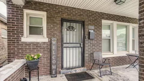 Exterior - 5741 S Artesian Ave, Chicago, IL 60629 photo 4 of 6