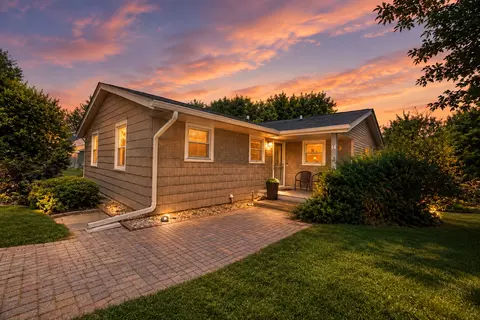 14 Bona Terra Dr, Ottawa, IL 61350