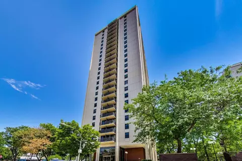 2605 S Indiana Ave #2205, Chicago, IL 60616