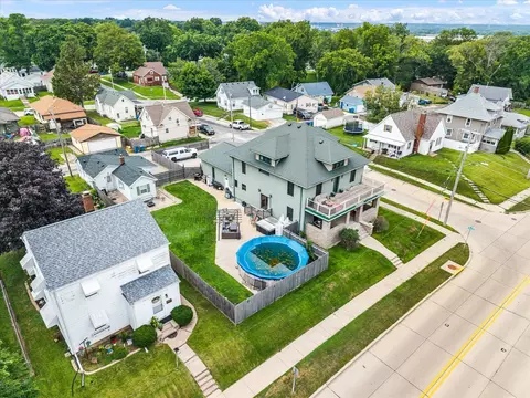 View/Area - 302 9th St, Silvis, IL 61282 photo 3 of 7