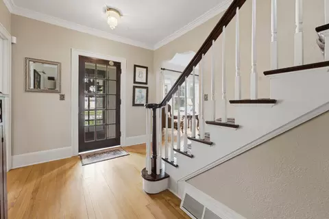 Entry Way - 933 22nd St, Moline, IL 61265 photo 2 of 2