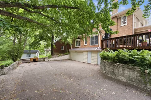 Exterior - 933 22nd St, Moline, IL 61265 photo 6 of 8