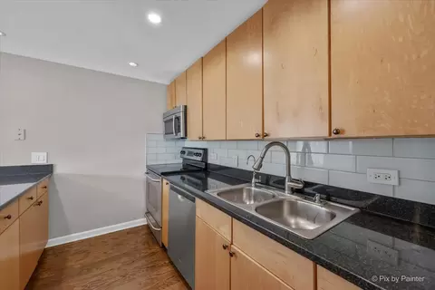 Kitchen - 30 E Huron St #1207, Chicago, IL 60611 photo 3 of 4