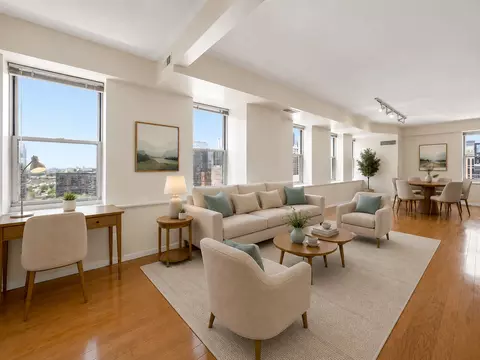 Living - 40 E 9th St #1512, Chicago, IL 60605 photo 1 of 12