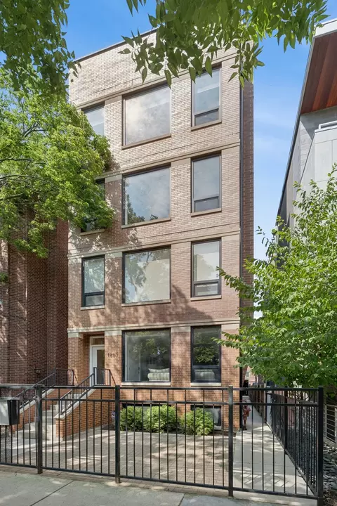1850 N Sedgwick St #2, Chicago, IL 60614